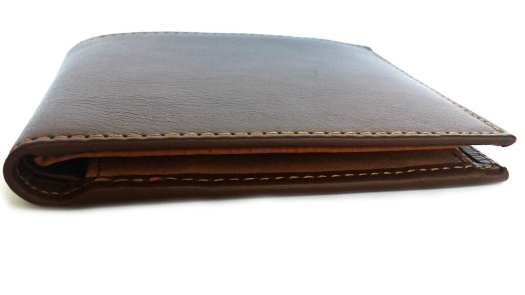 The Importance of Cleaning and Conditioning Handcrafted Wallets